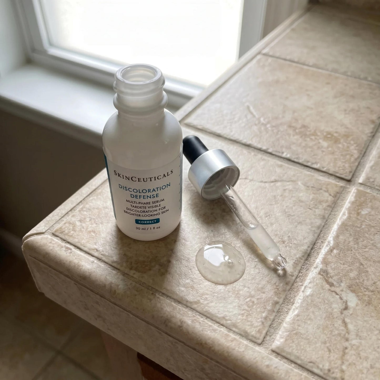 SkinCeuticals - Discoloration Defense