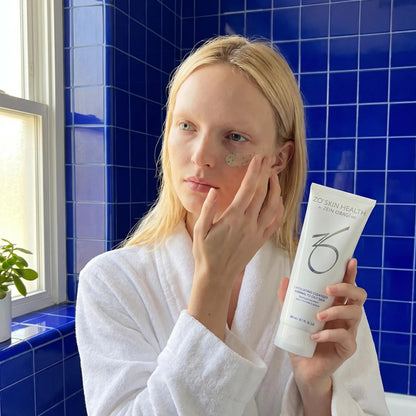 ZO Skin Health - Exfoliating cleanser